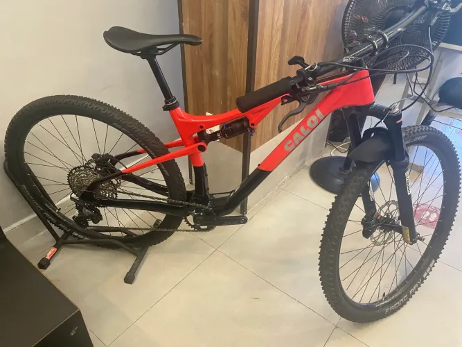 Caloi Elite Carbon SF TAM (M) aro 29 zero km.