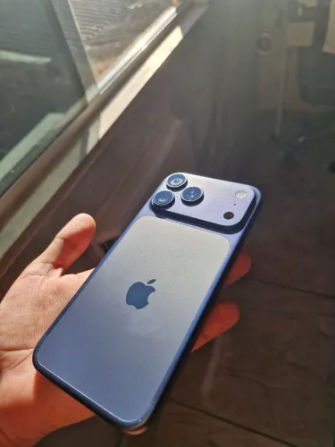 Iphone 17 pro max 256gb (TROCO POR INFERIOR + VOLTA)