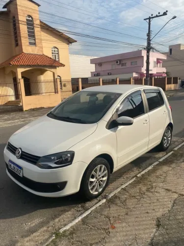 Volkswagen Fox 1.0 MI Total Flex 8V 3P 2014
