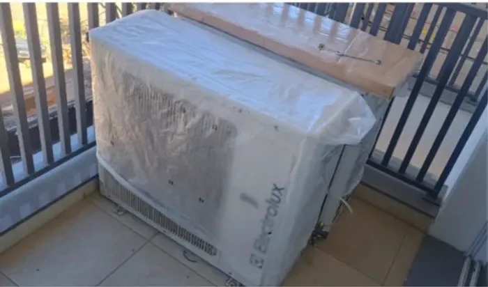 Ar-Condicionado Electrolux Split 30.000 BTUs Frio Convencional - Gás R410A