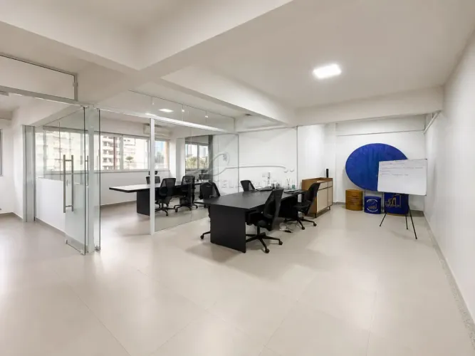 Escritório de 84m² com 02 vagas para locação e venda - Jardim Botânico