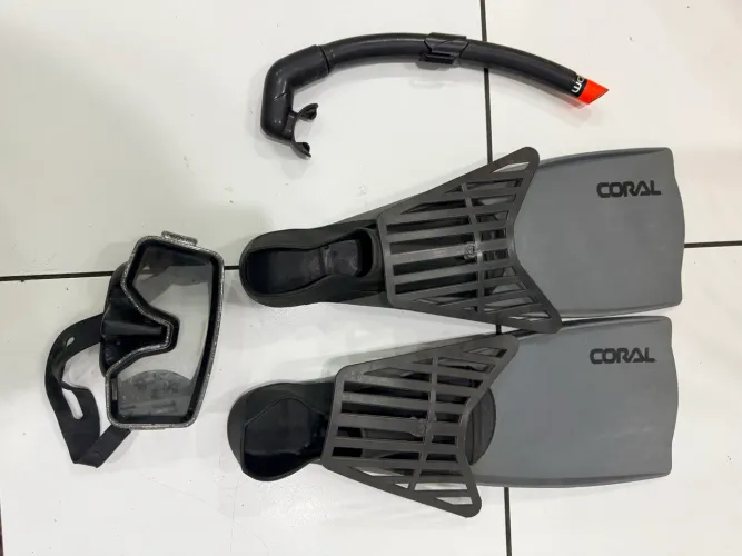 Vende-se Kit de Mergulho Adulto