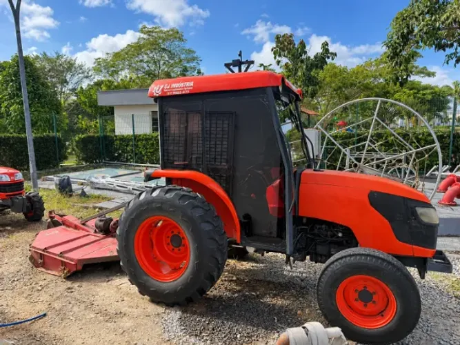 KUBOTA MX5100 4X4 DIESEL - 50 CV + ROÇADEIRA