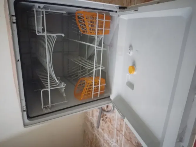 Lava louças compacta 6 serviços
