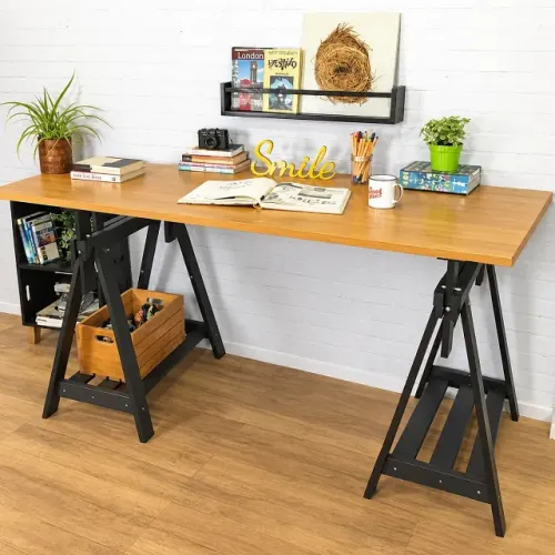 Mesa com cavaletes Tadah