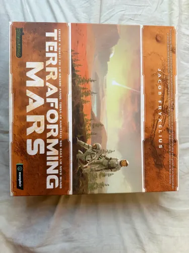 Jogo de tabuleiro terraforming mars em perfeitas condições