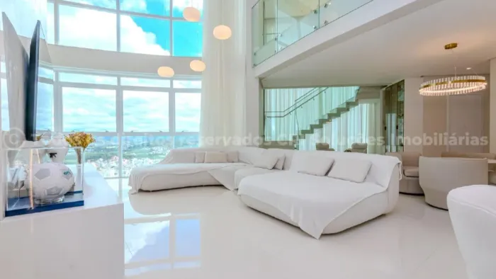 Apartamento duplex com 4 suítes no Magnifique Tower no Centro em Balneário Camboriú