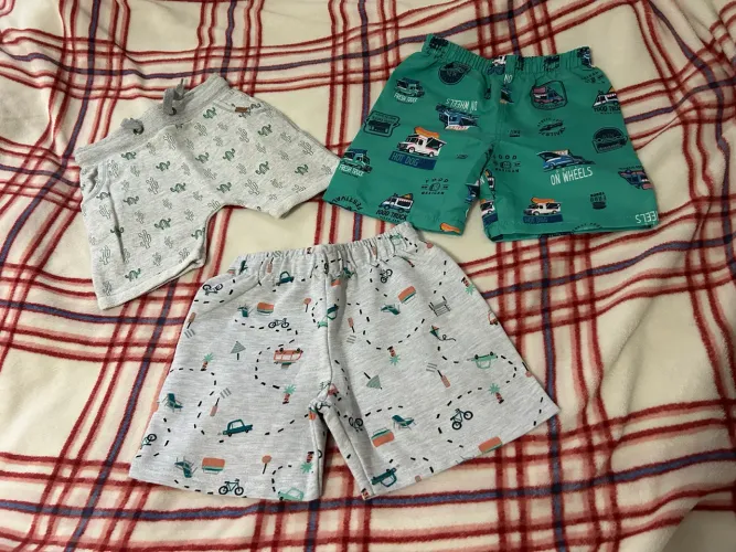 Kit com 3 bermudas infantis - tamanho 3 anos