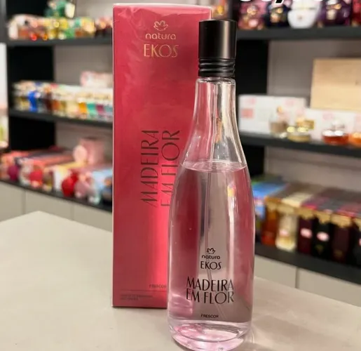 Colônia Ekos Madeira em Flor 150ml NOVO