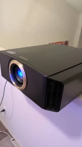 Projetor jvc proficional para cinema - troco moto ou bike eletrica