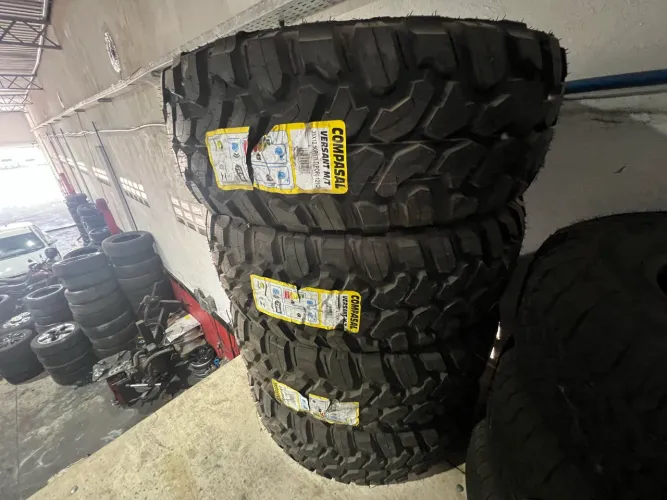 4 Pneus 35x12.50 R17 Compasal Versant M/T NOVOS - Off Road / Jeep / Hilux 