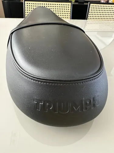 Banco Original Triumph Bonneville - Preto
