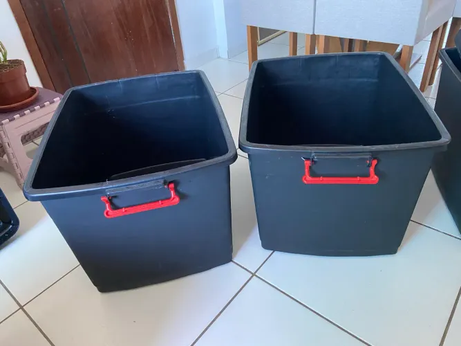 Caixas para armazenamento