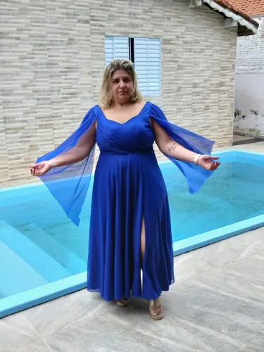 Vestido gg azul apenas 150.00