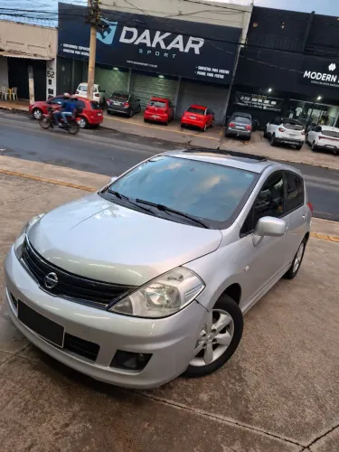 Nissan Tiida SL 1.8/1.8 Flex 16V Aut. 2013