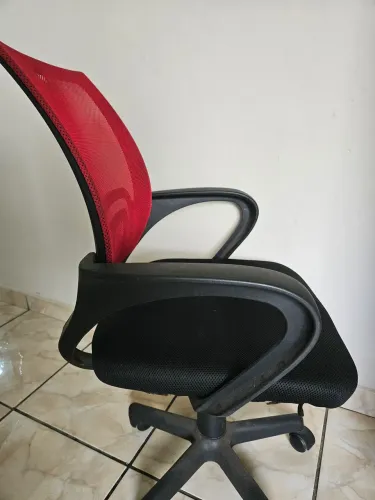 Vendo cadeira para escritório