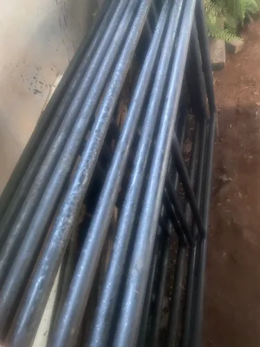 Vendo andaimes tubular 8 peças 100x150 aço