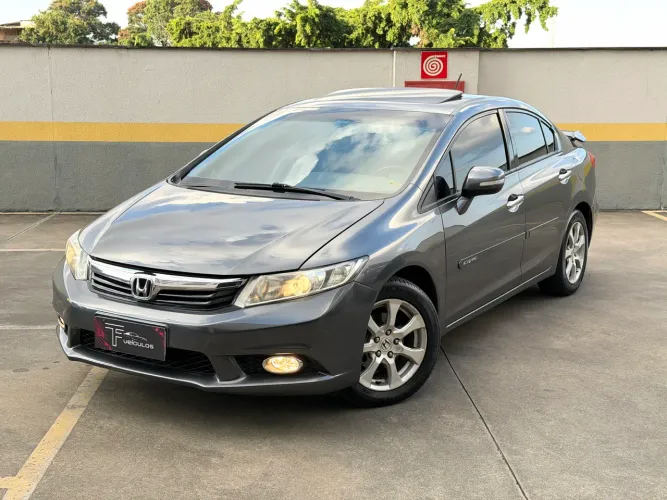 Honda Civic Sedan EXS 1.8/1.8 Flex 16V Aut. 4P 2012