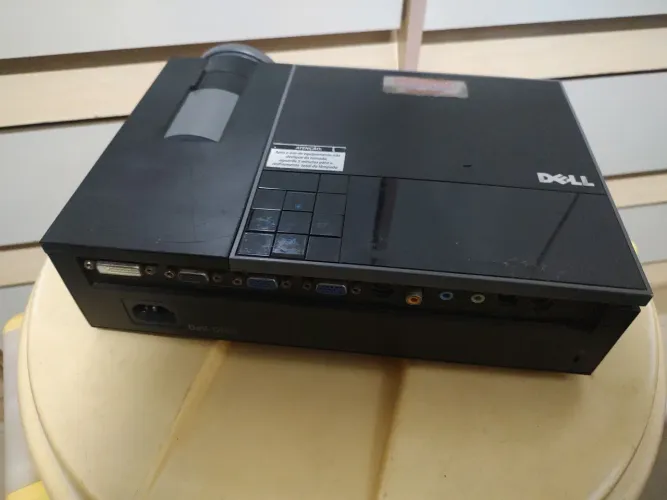 Projetor Dell 1200S com defeito