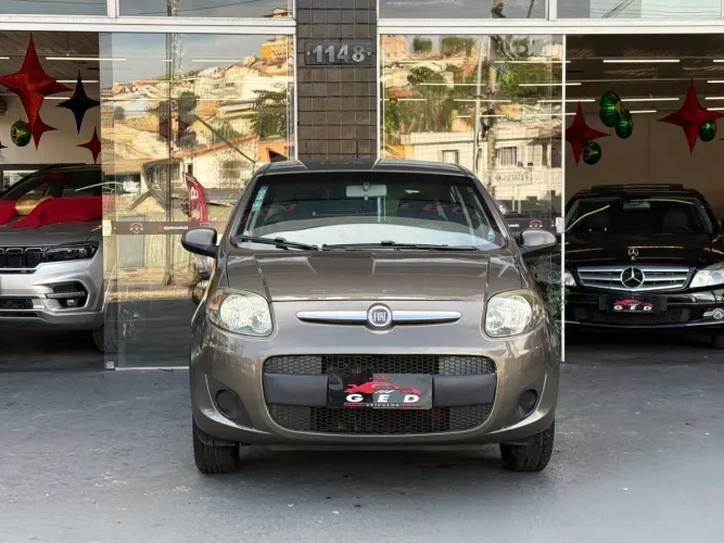 Fiat Palio Attractive 1.0 EVO Fire Flex 8V 5P 2013