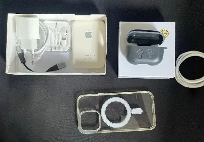 iPhone 12 Red - Aird Pods 2 TWS e Mag Safe