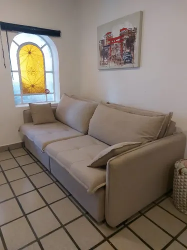 Sofá-Cama Retrátil Sem Caixa Kadissie (Linho) - 2,20m + 4 Almofadas - Parque Continental