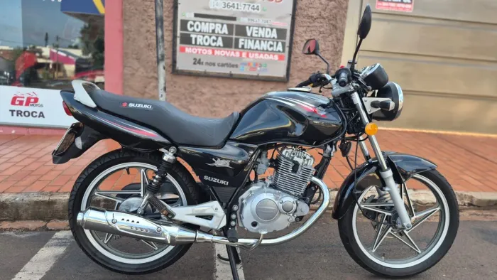 Suzuki EN 125 YES