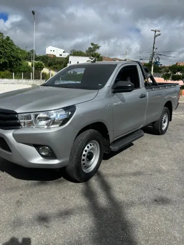 Toyota Hilux CS 4X4 2.8 TDI Diesel Mec. 2024