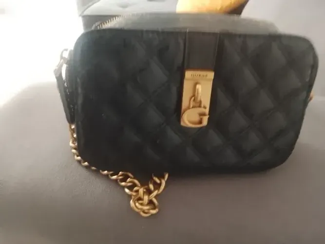 Bolsa guess