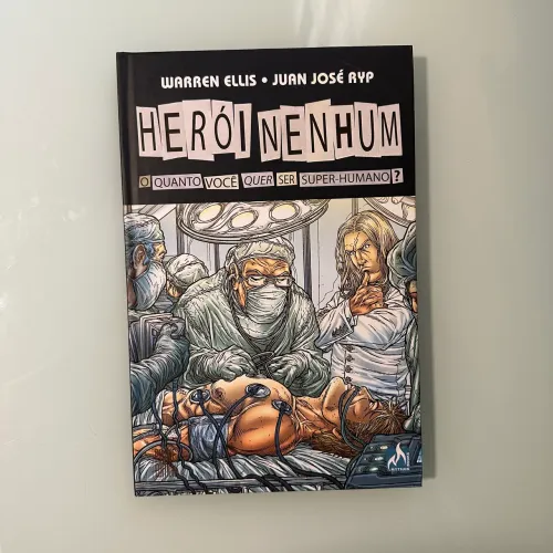 HQ Herói Nenhum / Warren Ellis / Capa Dura