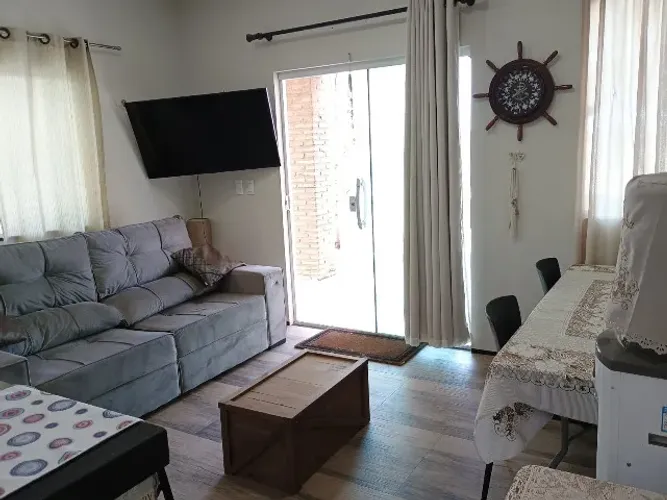 Casa com três quartos sendo um suíte - Camocim - 120m²