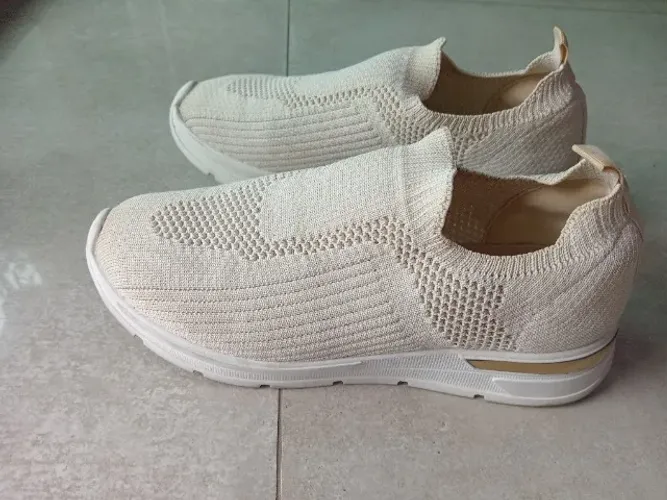 Tênis Slip On Feminino Bege Claro 36 Marca Comfort