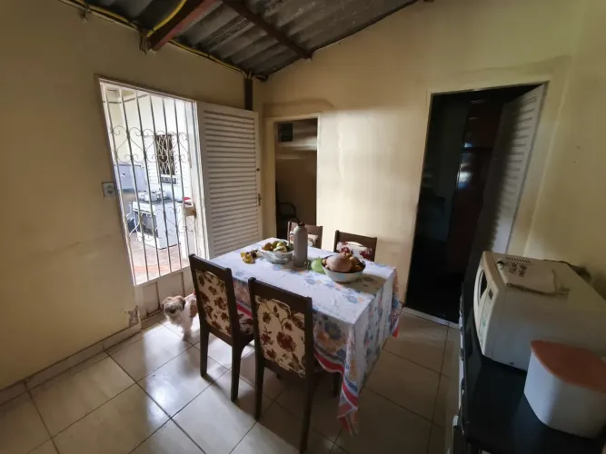 Vendo imóvel no arapoanga com duas kitnets