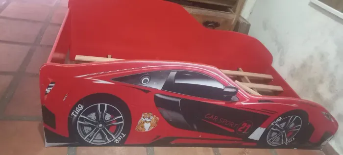 Cama infantil sem colchão 