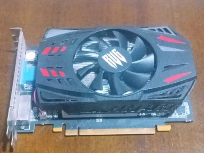 Placa de video NVIDIA GTX 550 TI