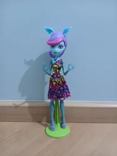 Monster high create a monster