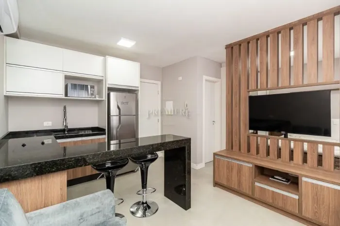 Apartamento com 1 dormitório para alugar, 27 m² - Centro Cívico - Curitiba/PR