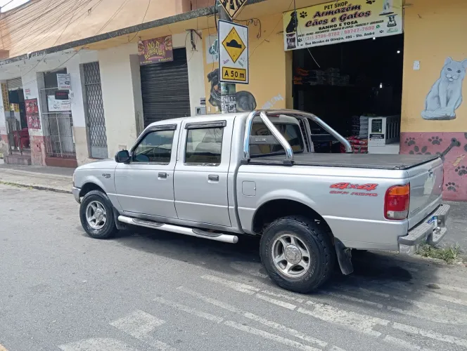 Ford Ranger XLT 2.8 8V 135cv 4X2 CD TB Diesel 2004