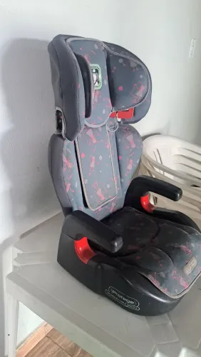 Vendo cadeirinha