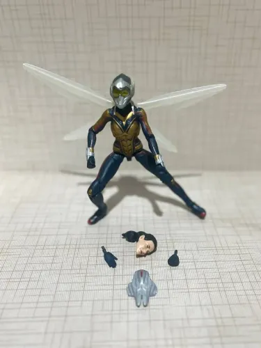 Action Figure Marvel Legends - Vespa (Homem Formiga) | Ant-Man and The Wasp