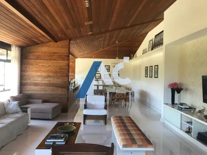Casa Alto Padrão com 4 Suítes, área Gourmet, 286 m² no condominio Costa Verde em Piata