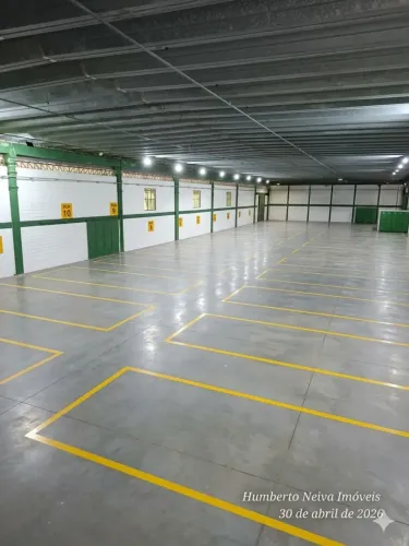 GALPÃO /DEPÓSITO /ARMAZEM PARA ALUGAR COM 2 MIL NO ANIL