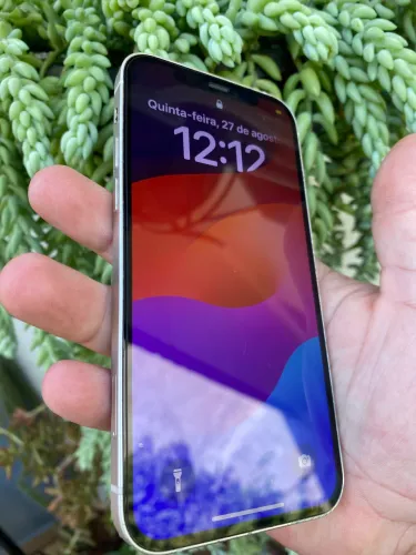 iPhone 12 branco novíssimo