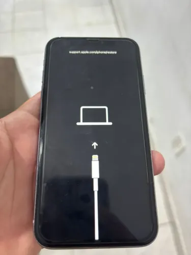 iPhone 11 problema na memória