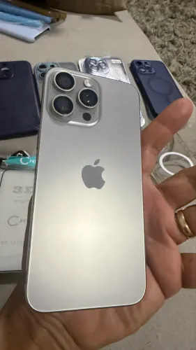 iPhone 15 Pro max 256gb novinho