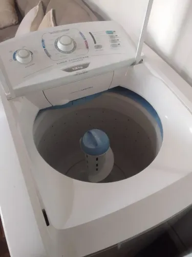 Vendo uma maquina de lavar electrolux 13 kg unico dono