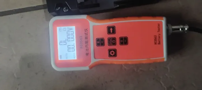 Testador de resistência de bateria e células de litio 18650 RC3563