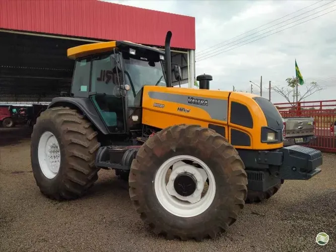 Trator Valtra BH 180 2016. 