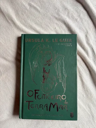 O feiticeiro de terramar. Livro Ursula K. le Guin.