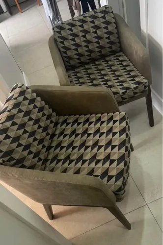 2 poltronas lindas muito novas